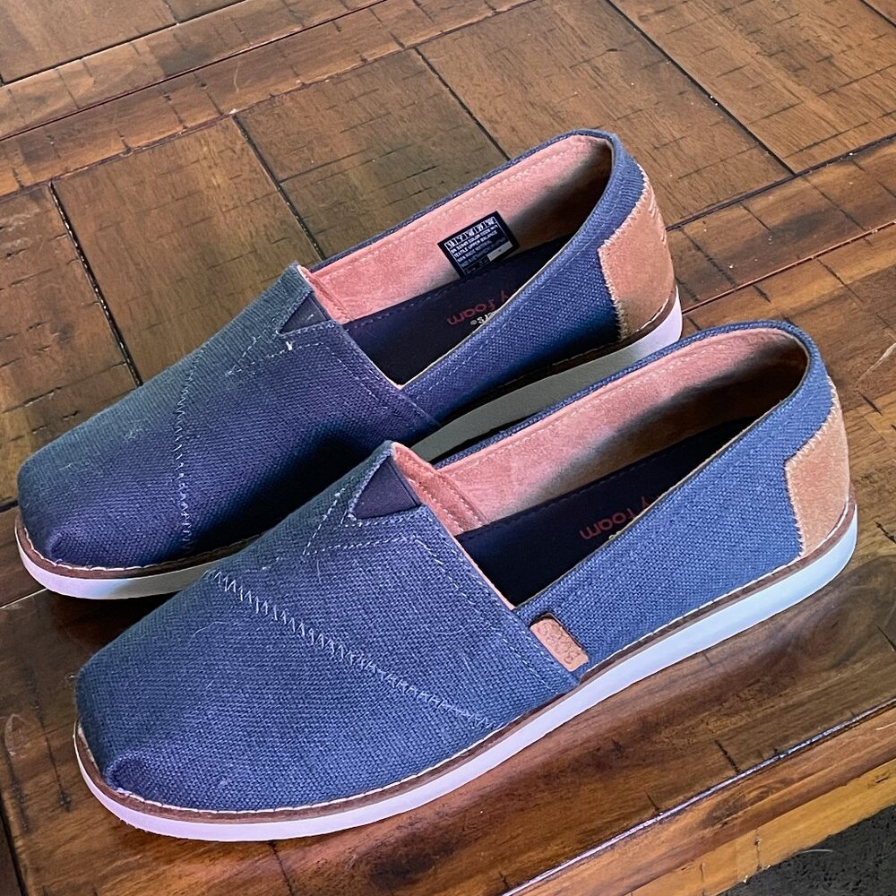 BOBS shoes made by SKECHERS, memory foam blue canvas slip-ons (flats) Size W10